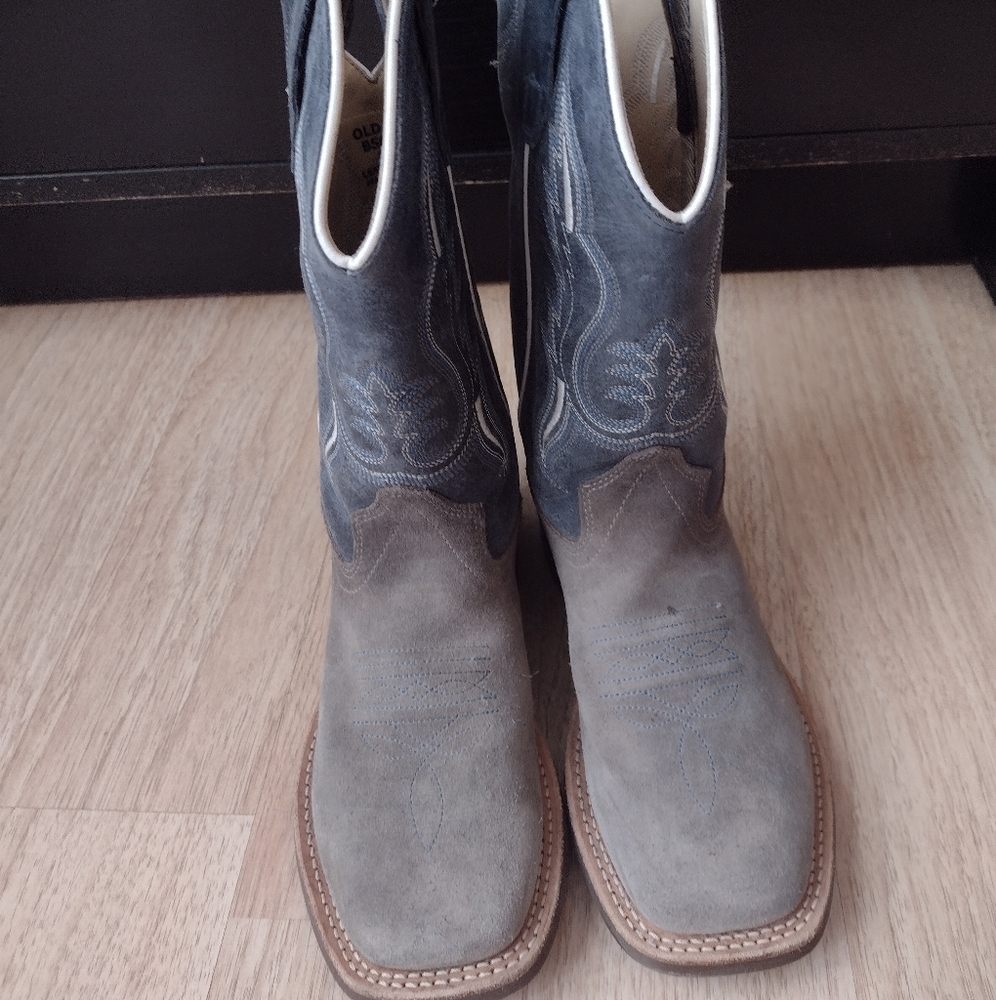 Old West boots